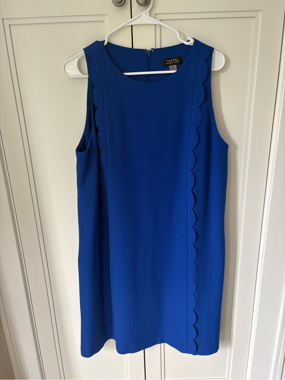 Tahari ASL Cobalt Blue Sleeveless Scallop-Trim Shift Dress